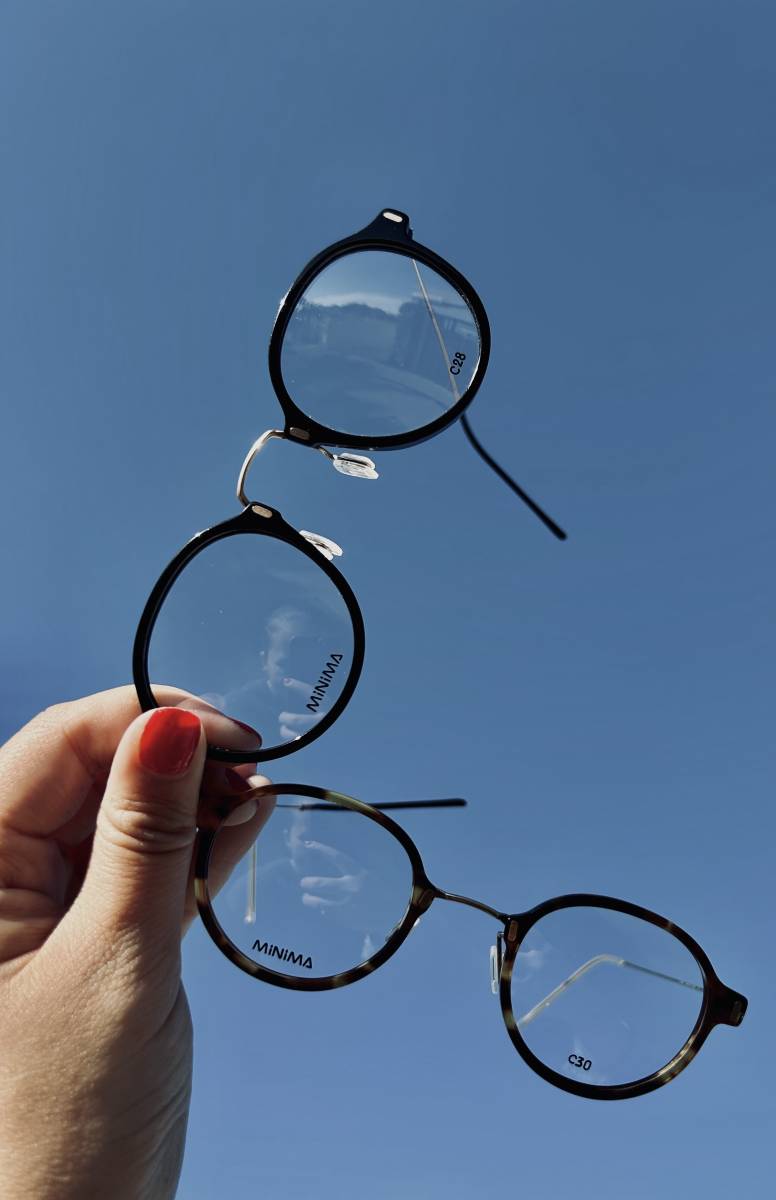 MINIMA : UNE MARQUE DE LUNETTES DE VUE À VELAUX